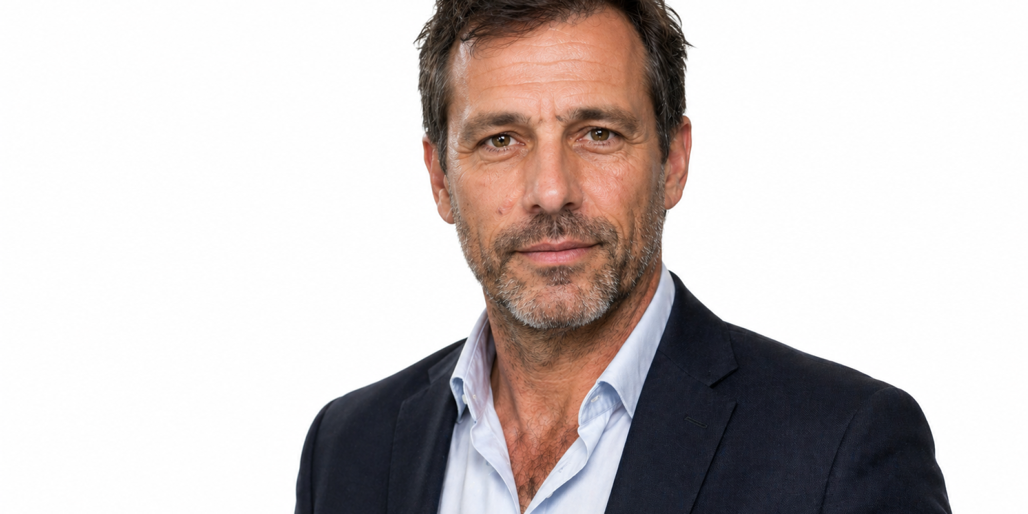 LUCIEN DIRECTEUR COMMERCIAL